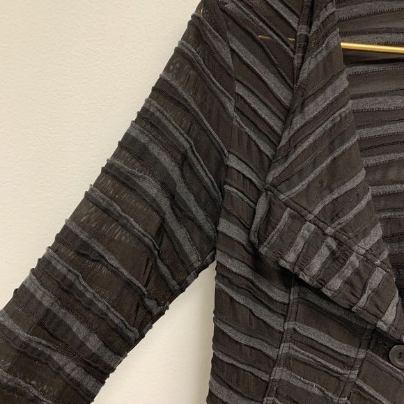 Cut Loose Textured Ruffle Sheer Stripe Cardigan Jacket Sz Small Lagenlook Black - Picture 4 of 9